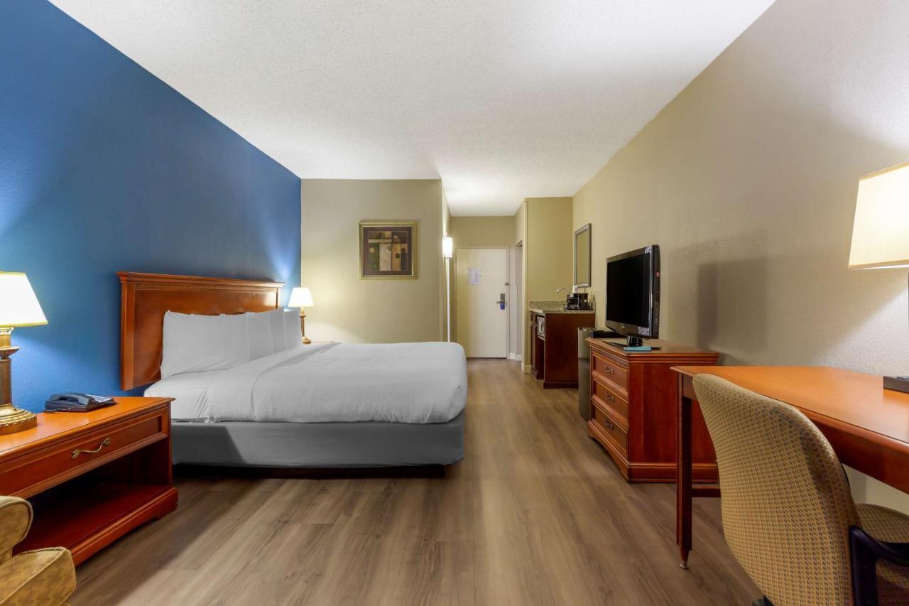 Best Western Plus Cary - Nc State Eksteriør billede